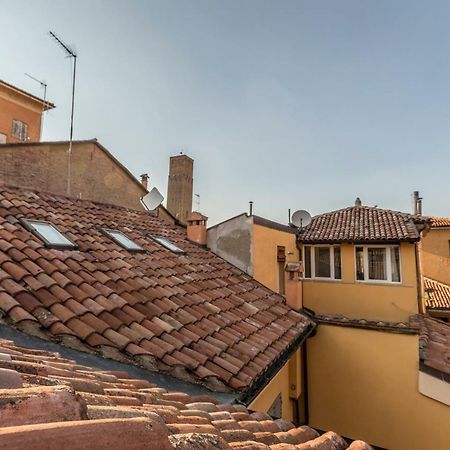 Pretty Oberdan - The Place Apartments Болонья Екстер'єр фото